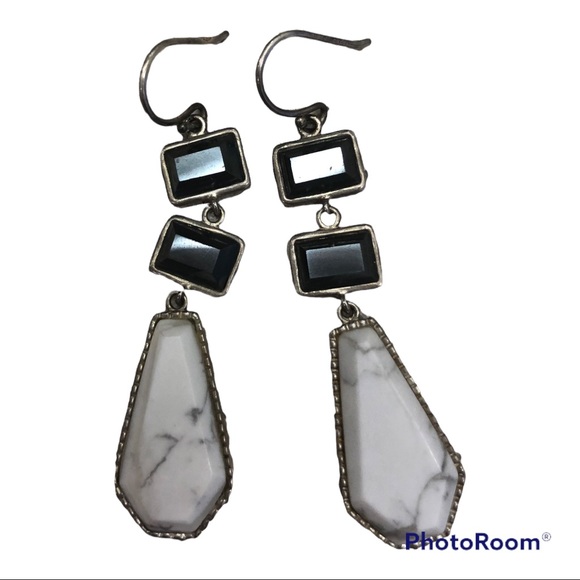 Black and Porcelain-looking Earrings - Picture 1 of 2